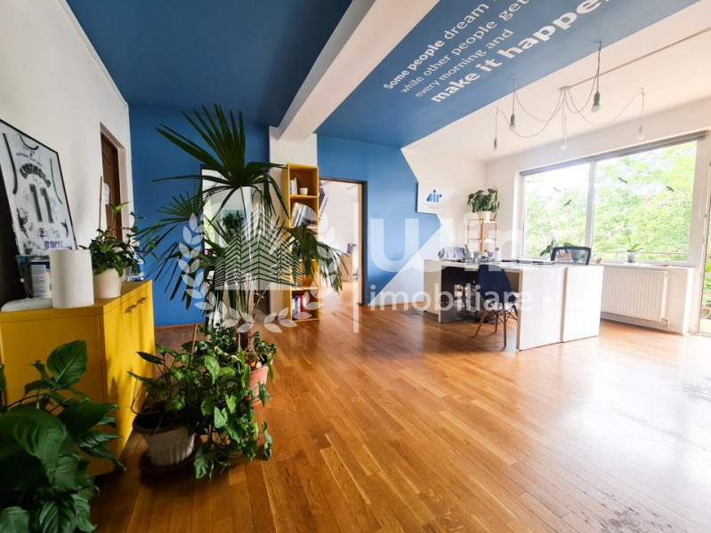 Apartament 3 camere in Vila Parcare Piata Cipariu Andrei Muresanu