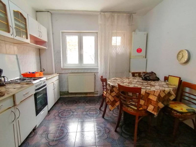 Apartament cu 3 camere | Etaj 1 | Lacu Rosu | Marasti - Central!