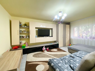Apartament 3 camere | 65 mp | Decomandat | Balcon | Zona Pod Marasti