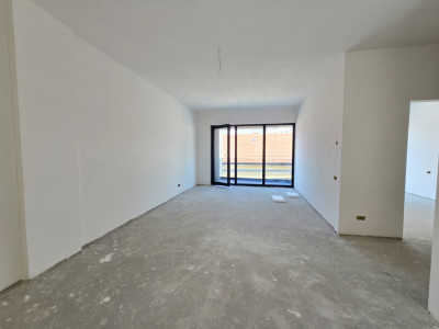 Apartament 3 camere | Bloc nou | 77mp | Garaj | Balcon | Centru