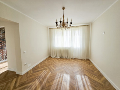 Apartament 3 camere | Finisat Recent | Balcon | Zona Eremia Grigorescu