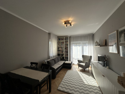 Apartament 2 camere | Decomandat | Etaj 3/4 | Balcon | Parcare | Horea