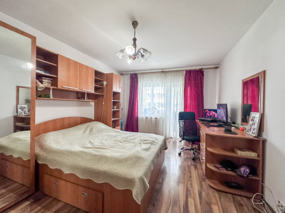 Apartament 2 camere | Decomandat | Etaj 2/4 | Lacul Rosu | Marasti!