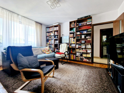 Apartament 3 camere | Balcon | Etaj 7/10 | Grigorescu | Zona Vlahuta!