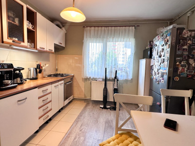 Apartament 3 camere | Decomandat | Etaj 2 | Manastur | Pod Calvaria