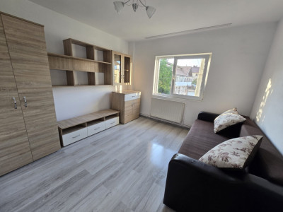 Apartament 2 camere | etaj 1/4 | Decomandat | 53 mp | Intre Lacuri
