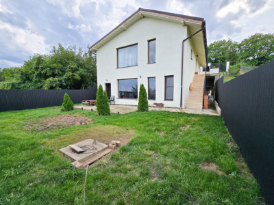 Casa individuala | La cheie | 142mp utili | Teren 500mp | Iris