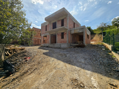 Casa individuala | 130mp utili | 500mp teren | Zona Roata Faget