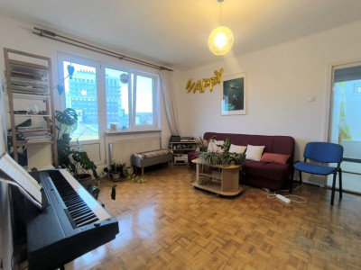 Apartament 2 camere | Etaj 3/4 | Balcon | Centru | P-ta ihai Viteazu!