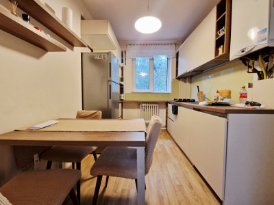 Apartament 3 camere | Etaj 3 | Decomandat | Balcon | Gheorgheni!