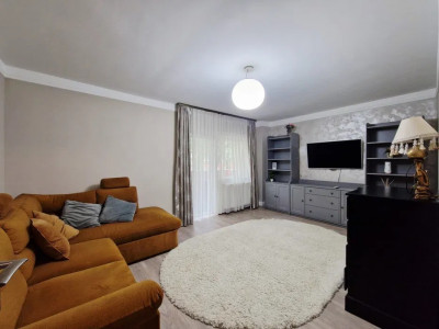 Apartament finisat cu 3 camere | Balcon | Parcare | Zorilor!