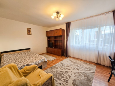 Apartament 2 camere | Decomandat | Balcon | Etaj 3/4 | Zorilor | Dima