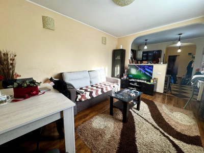 Apartament cu 3 camere | 58mp | Parcare | Semicentral | Zona Horea!