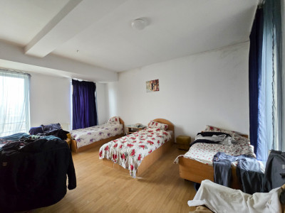 Apartament 3 camere | 70mp | Etaj 2/3 | Parcare | Zona Pod Ira Marasti